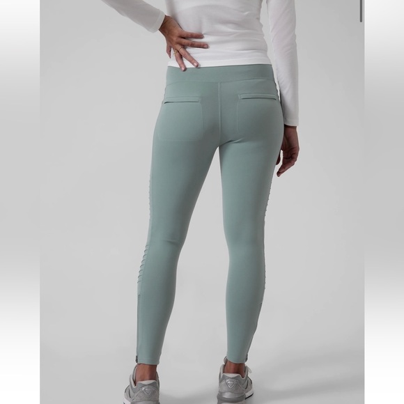 ⭐️ Athleta Delancey Moto Tight Size 2X - Picture 2 of 10